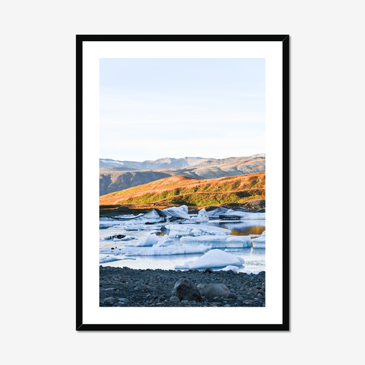 Svínafellsjökull Glacier Lake